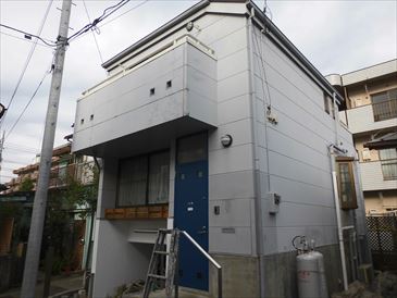 埼玉県 羽村市の住宅｜劣化サイディング交換とベランダウレタン塗膜防水
