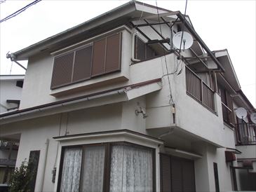 埼玉県 毛呂山市：スレート屋根のクラックと棟包み修理･塗装