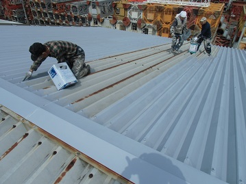 トタン屋根の塗り替え(錆止め塗装)